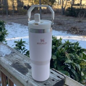 Stanley 30 ounce Classic Flip Straw Tumbler-Rose Quartz